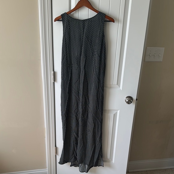 2 Maternity Dresses - Picture 4 of 6